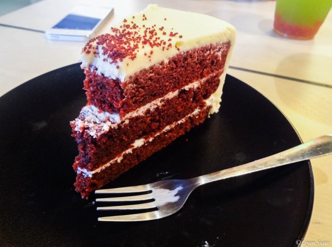 8tea5 red velvet cake
