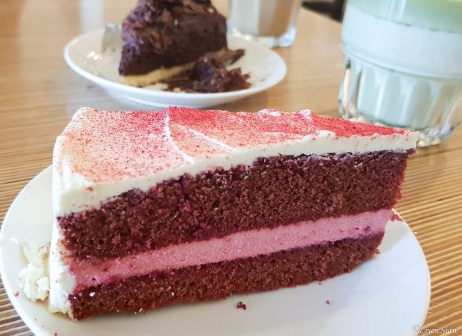 Red velvet cake at Spirit Rotterdam